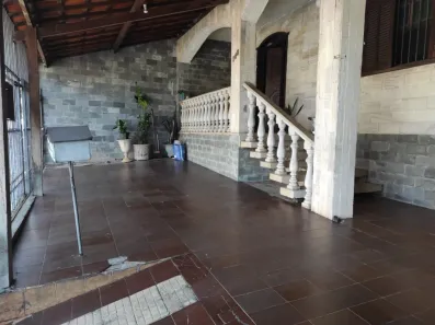 Casa com 4 Quartos à venda, 215m² no Caiçaras, Belo Horizonte