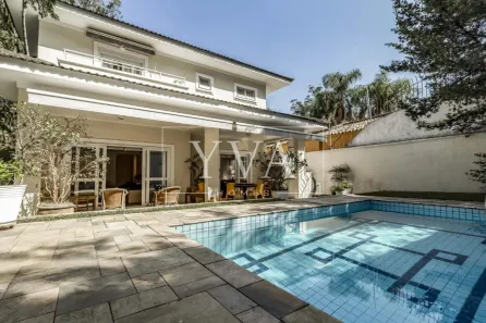 Casa de Condomínio com 4 Quartos à venda, 614m² no Jardim Leonor, São Paulo