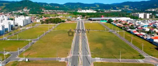 Lote/Terreno à venda, 300m² no Bela Vista, Palhoça