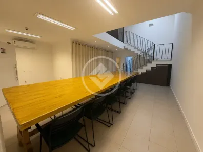 Casa com 5 Quartos para alugar, 400m² no Goiabeira, Cuiabá