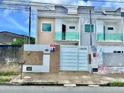 Sobrado com 2 Quartos à venda, 75m² no Três Irmãs, Campina Grande