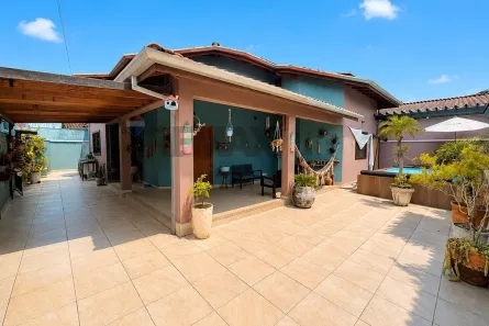 Casa com 3 Quartos à venda, 193m² no Indaiá, Caraguatatuba