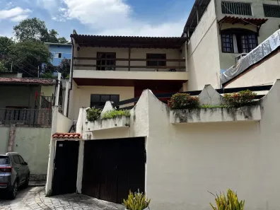 Casa de Condomínio com 6 Quartos à venda, 221m² no Pechincha, Rio de Janeiro