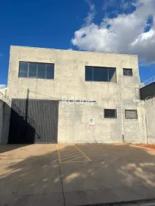 Galpão/Depósito/Armazém à venda, 200m² no Loteamento Portal do Vale II, Uberlândia