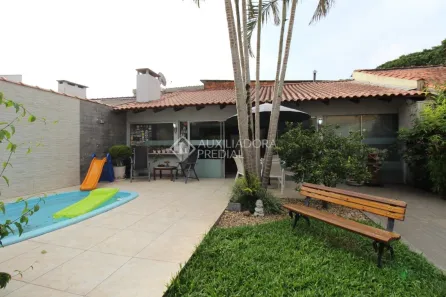 Casa com 3 Quartos à venda, 215m² no Nonoai, Porto Alegre