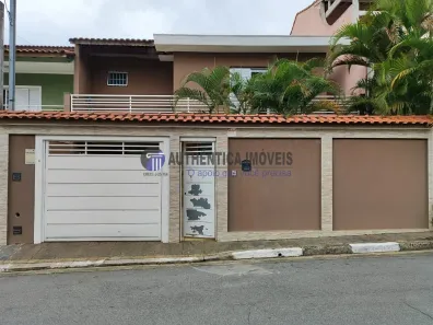 Casa com 3 Quartos à venda, 250m² no Vila Campesina, Osasco