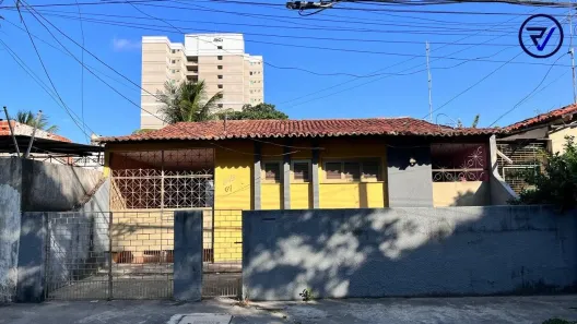 Casa com 3 Quartos à venda, 120m² no Itaperi, Fortaleza