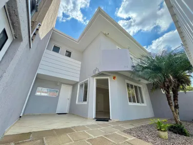 Casa com 3 Quartos à venda, 108m² no Costeira, São José dos Pinhais