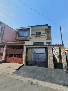 Casa com 3 Quartos à venda, 211m² no Paulicéia, São Bernardo do Campo
