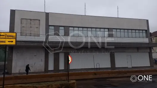 Prédio Comercial para alugar, 1398m² no São Geraldo, Porto Alegre