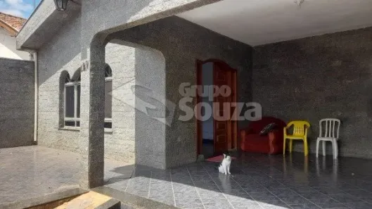 Casa com 3 Quartos à venda, 159m² no Santa Terezinha, Piracicaba