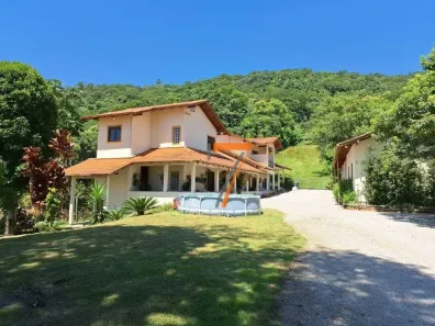 Fazenda/Sítio com 3 Quartos à venda, 480m² no Beira Rio, Biguaçu