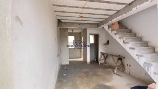 Casa com 2 Quartos à venda, 61m² no São João Batista (Venda Nova), Belo Horizonte
