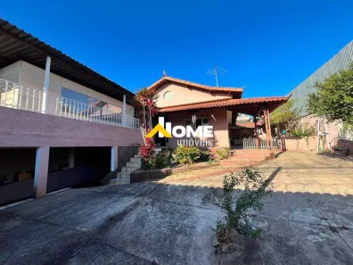 Casa com 3 Quartos à venda, 208m² no Milionários (Barreiro), Belo Horizonte
