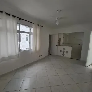Kitnet para venda ou aluguel, 38m² no Boqueirão, Santos