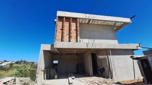 Casa de Condomínio com 4 Quartos à venda, 330m² no Parque Xangrilá, Campinas