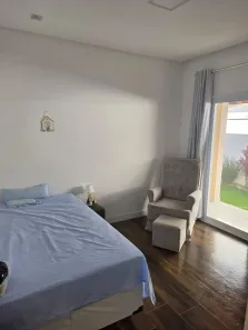 Casa com 3 Quartos à venda, 220m² no Jardim Siesta, Jacareí