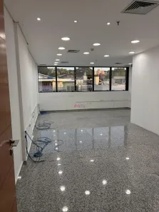 Sala Comercial à venda, 48m² no Chácara Urbana, Jundiaí