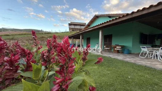Fazenda/Sítio com 4 Quartos à venda, 21m² no Parque Cambuci, Santa Branca