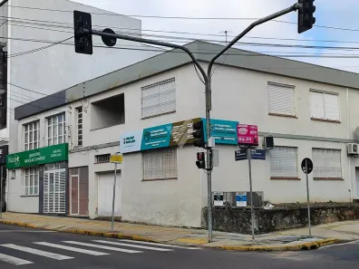 Apartamento com 3 Quartos para alugar, 125m² no Centro, Gravataí