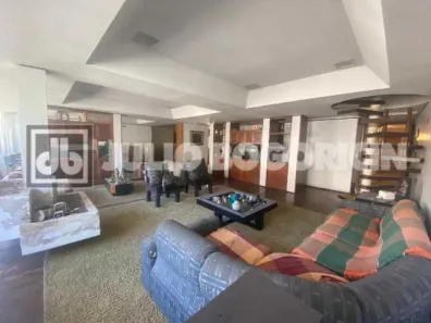 Apartamento com 4 Quartos à venda, 200m² no Copacabana, Rio de Janeiro