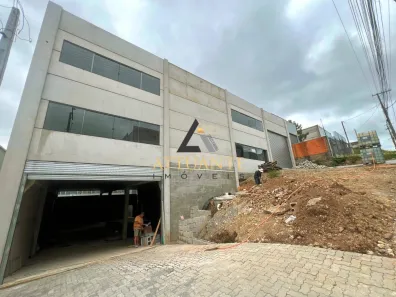 Sala Comercial para alugar, 1000m² no Santa Lúcia, Caxias do Sul