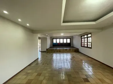 Casa com 8 Quartos para alugar, 640m² no Santa Tereza, Belo Horizonte