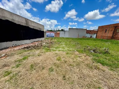 Lote/Terreno à venda, 250m² no Residencial Cedro, Botucatu