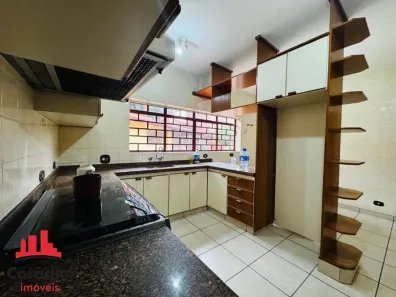 Casa com 4 Quartos à venda, 189m² no Vila São Pedro, Americana
