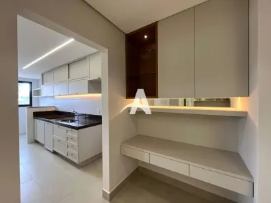 Apartamento com 3 Quartos para alugar, 101m² no Patrimônio, Uberlândia