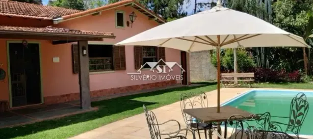 Casa com 3 Quartos à venda, 153m² no Bonsucesso, Petrópolis