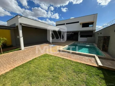 Casa com 1 Quarto à venda, 204m² no Novo Mundo, Uberlândia