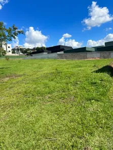 à venda, 601m² no Condomínio Residencial Colinas do Paratehy, São José dos Campos