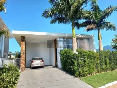 Casa de Condomínio com 3 Quartos à venda, 381m² no Campeche, Florianópolis