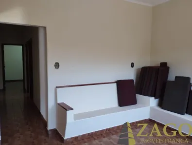 Casa com 3 Quartos à venda, 250m² no Prolongamento Vila Santa Cruz, Franca