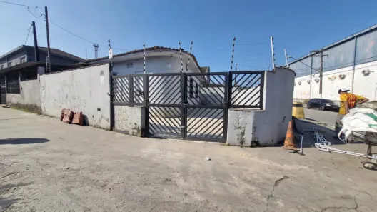 Casa com 2 Quartos para alugar, 90m² no Chico de Paula, Santos