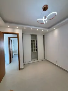 Apartamento com 2 Quartos para alugar, 68m² no Buraquinho, Lauro de Freitas