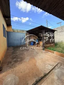 Imóvel Comercial com 2 Quartos à venda, 232m² no Santa Luzia, Uberlândia