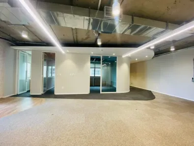 Sala Comercial para alugar, 100m² no Vila Olímpia, São Paulo