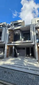 Casa de Condomínio com 4 Quartos à venda, 179m² no Xaxim, Curitiba