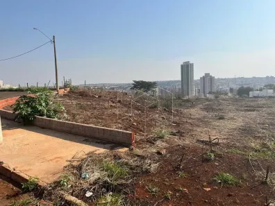 Lote/Terreno à venda, 800m² no Jardim Diamante, Jaú