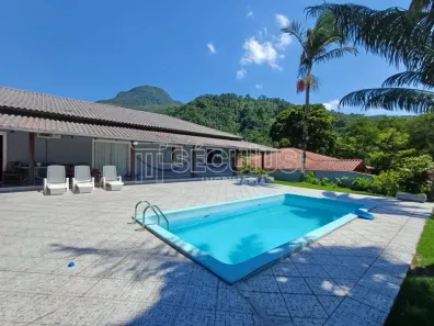 Casa com 4 Quartos à venda, 310m² no Ilha da Figueira, Jaraguá do Sul