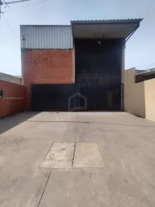 Galpão/Depósito/Armazém para alugar, 130m² no Vicentina, São Leopoldo