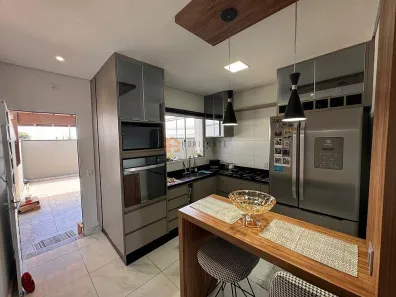 Sobrado com 2 Quartos à venda, 67m² no Vila São Sebastião, Mogi das Cruzes