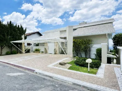 Casa de Condomínio com 4 Quartos à venda, 450m² no Pousada dos Bandeirantes, Carapicuíba