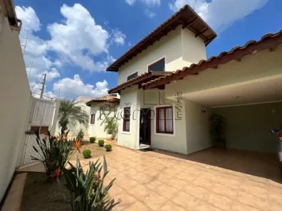 Sobrado com 3 Quartos à venda, 182m² no Jardim Panorama, Valinhos