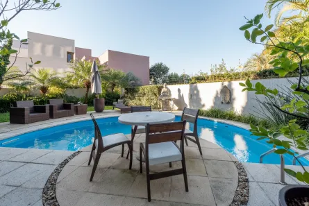 Casa com 3 Quartos à venda, 282m² no Chácara das Pedras, Porto Alegre