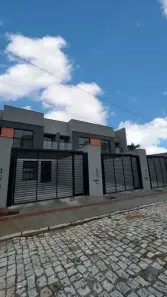 Sobrado com 3 Quartos à venda, 160m² no Anita Garibaldi, Joinville