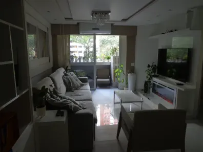 Apartamento com 2 Quartos para alugar, 102m² no Rebouças, Curitiba