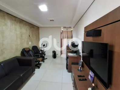 Casa com 3 Quartos à venda, 230m² no Jardim Monumento, Piracicaba